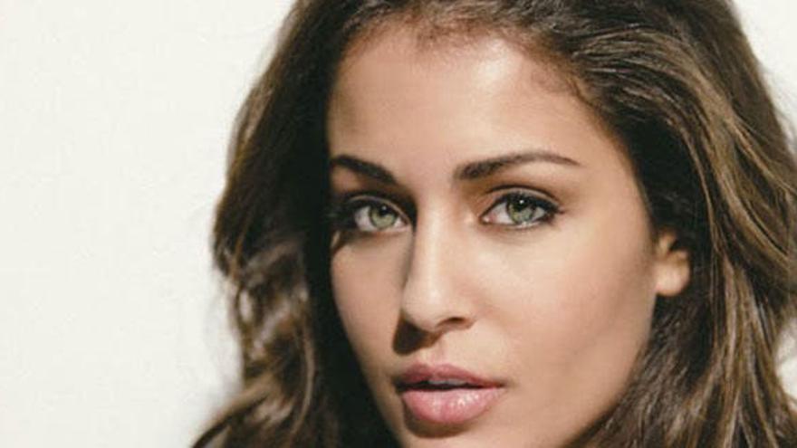 La actriz Hiba Abouk.