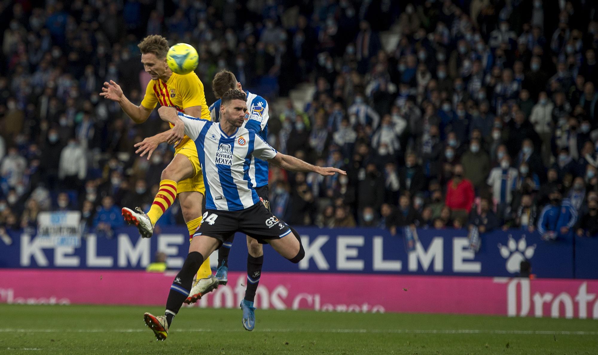 Luuk de Jong salva un punto con este remate de cabeza en el tiempo de descuento