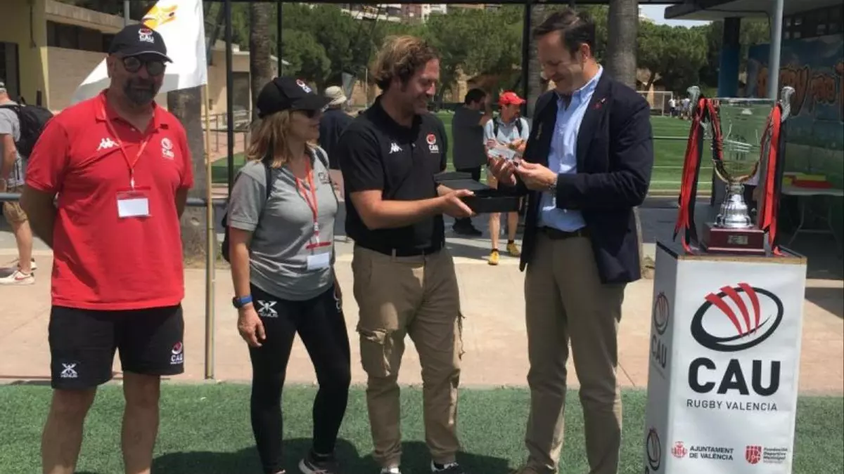 Un cambio en la presidencia del CAU Valencia para seguir creciendo