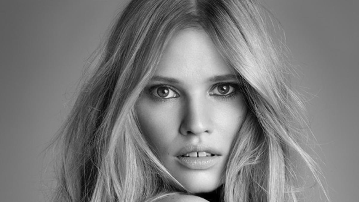 Lara Stone, top, L'Oréal Paris, maquillaje, cabello, coloración, imagen, campaña