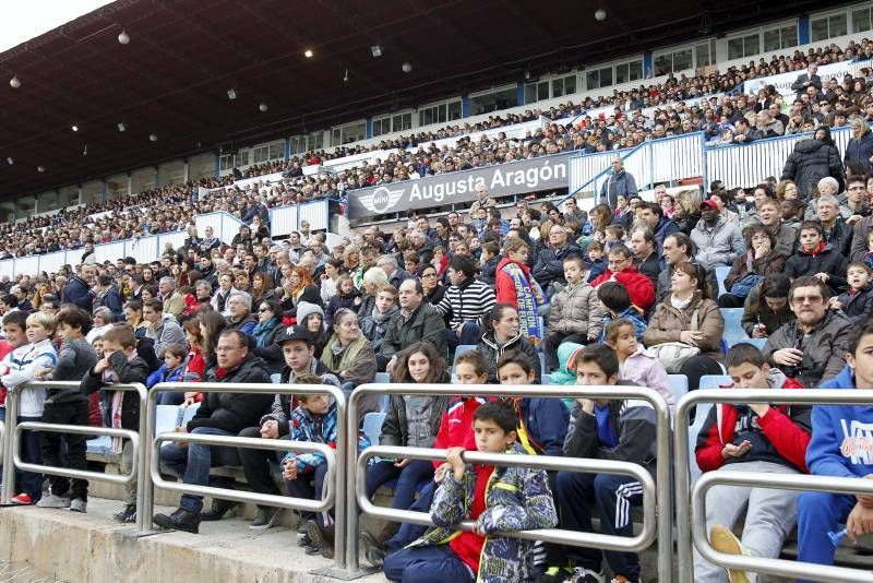 Fotogalería del partido de Aspanoa entre los veteranos del Real Zaragoza y la Real Sociedad