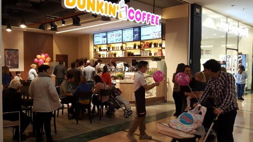 Dunkin&#039;s Coffee abre en Nueva Condomina