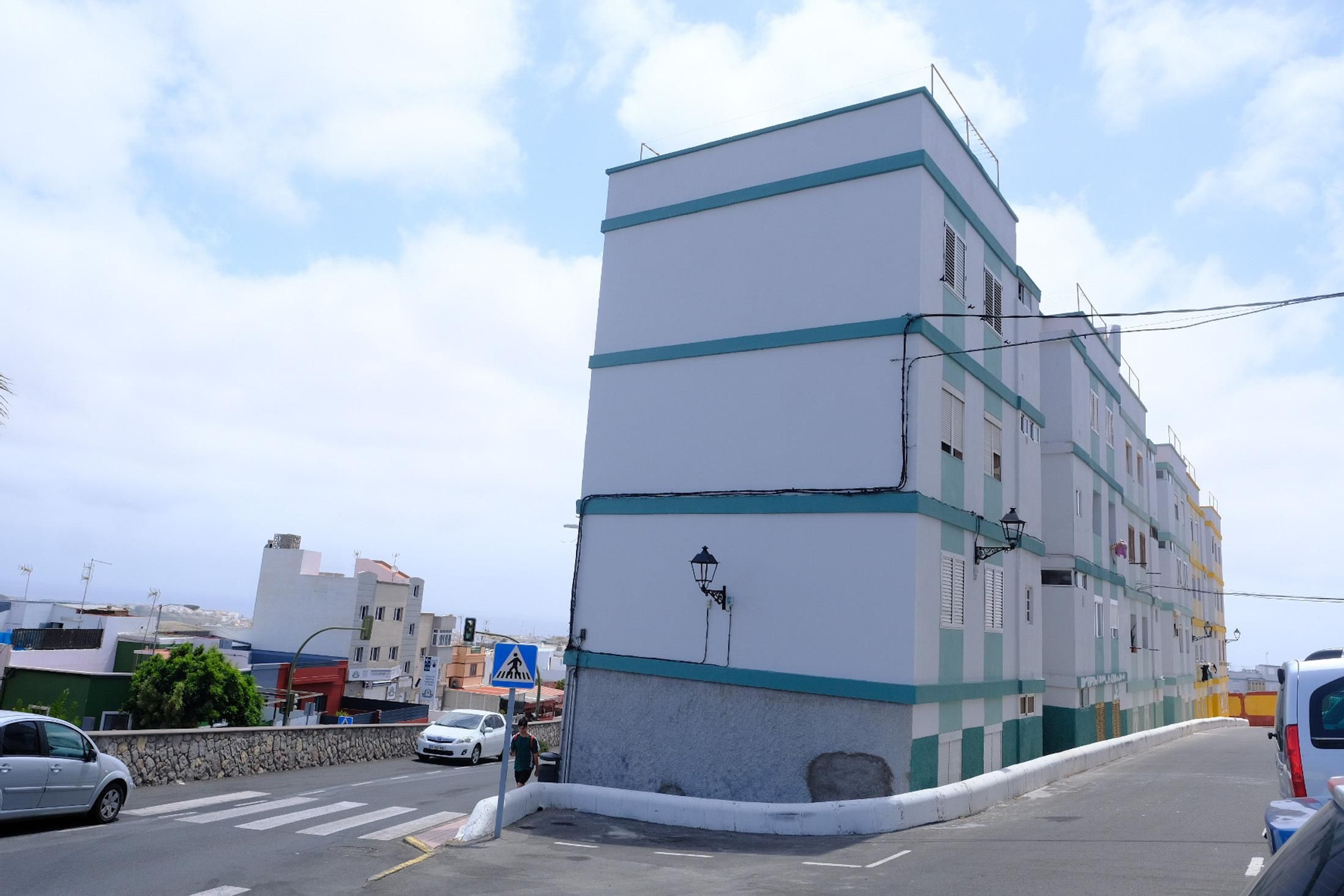 Día después tiroteo en San José de Las Longueras