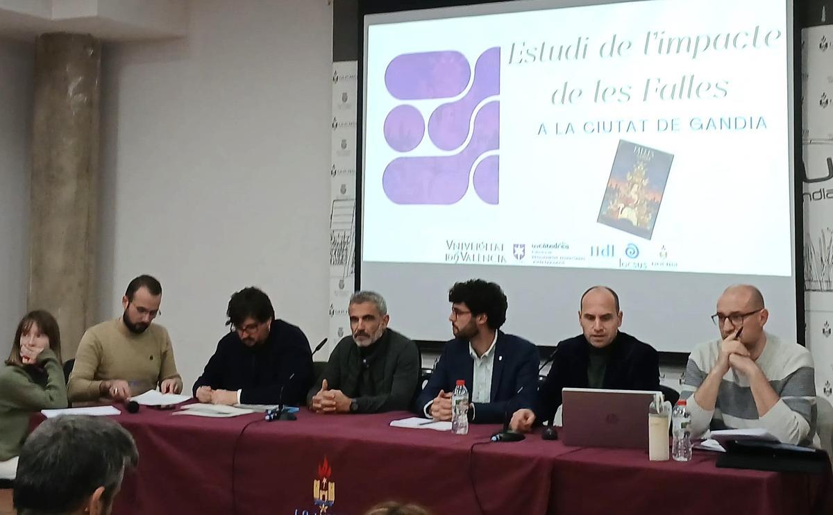 Presentación del estudio a la asamblea de la FdF.