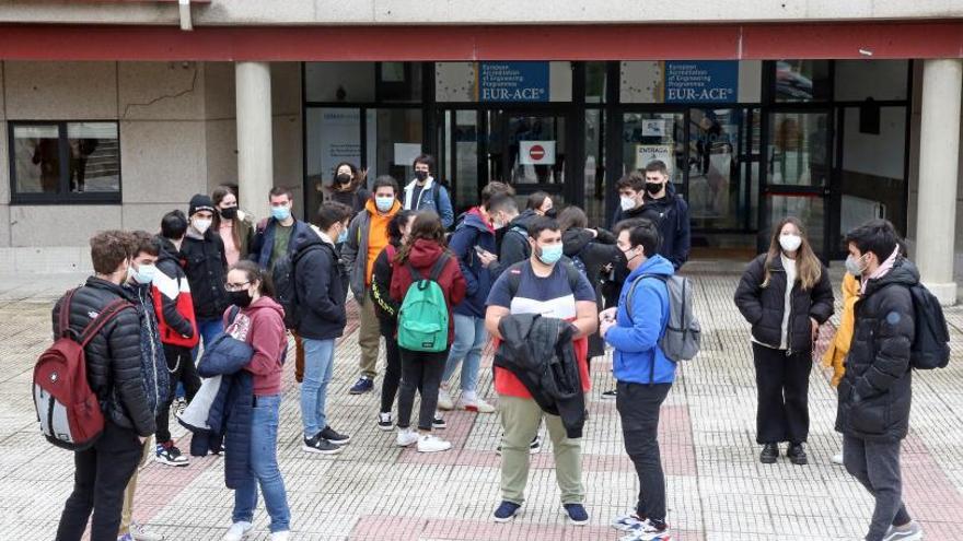 Regreso a las aulas de los alumnos de la Universidade de Vigo