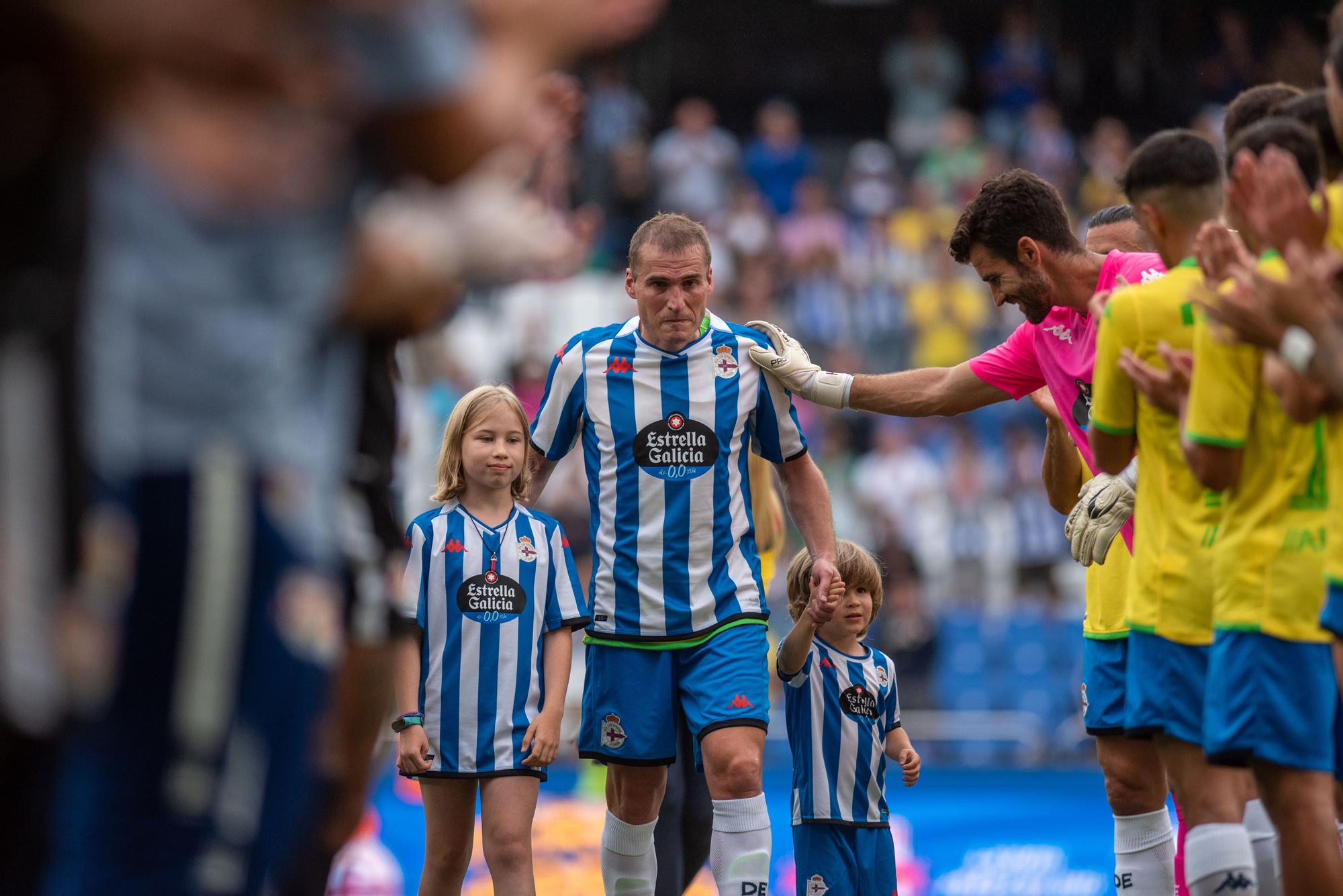 Homenaje a Álex Bergantiños en Riazor