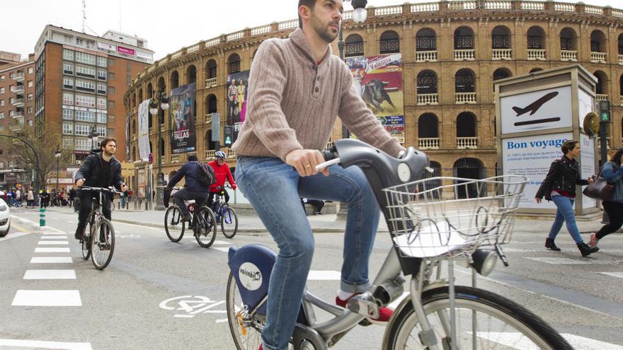 El anillo ciclista ya es el carril más usado de la ciudad con 2.384 bicis diarias