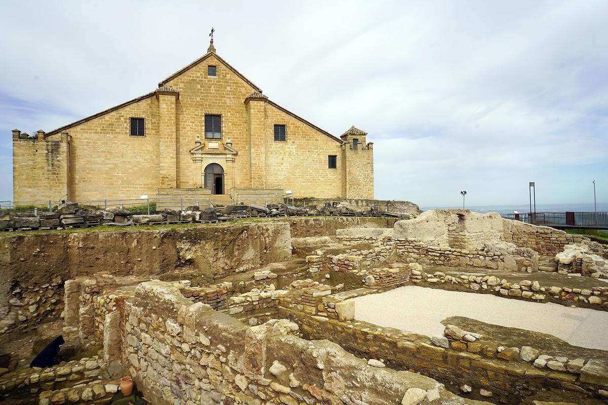 Imagen de la fortaleza de Montilla, que se va a someter a una nueva intervención arqueológica y de restauración.