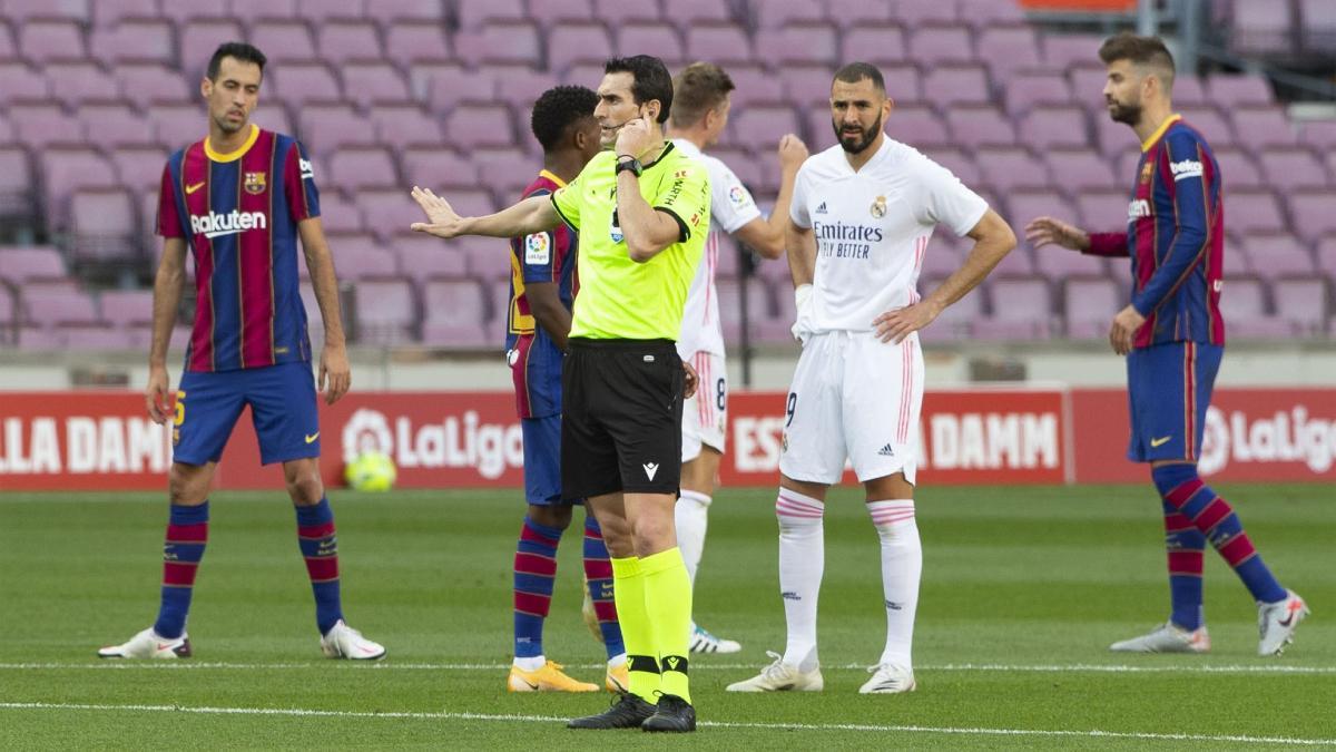 El Real Madrid se apuntó el último clásico disputado en el Camp Nou con mucha polémica arbitral