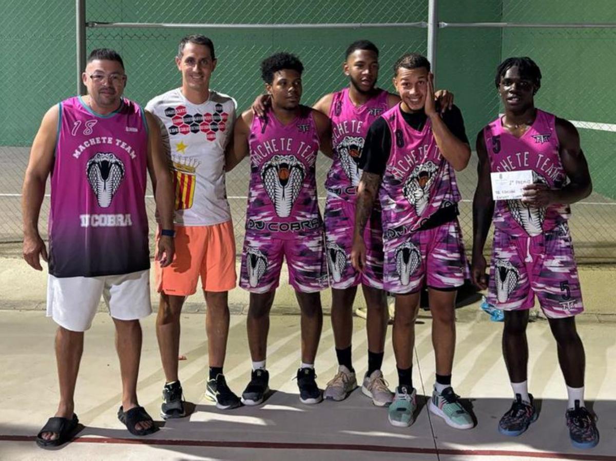 ‘Muelasi’ se alza campeón del torneo 3x3 de baloncesto