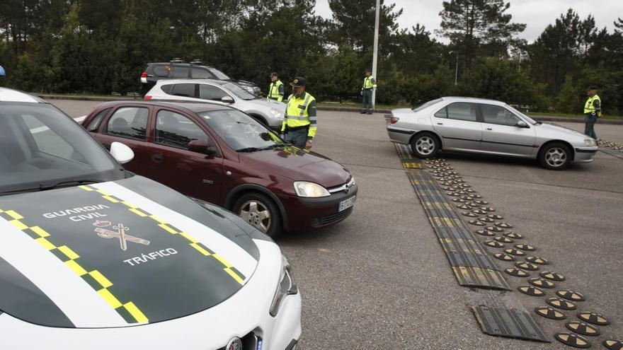 Tráfico intensifica los controles a los &quot;moteros&quot; este fin de semana