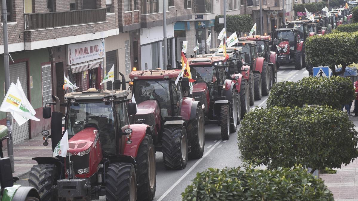 Decenas de tractoristas participan en una protesta anterior.