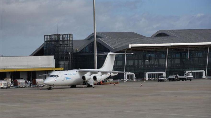 4 vuelos de barajas desviados a zaragoza