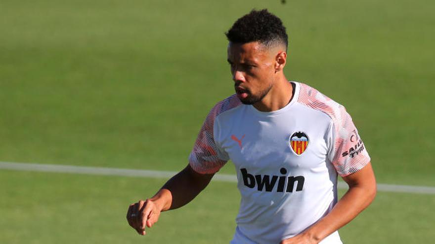 Coquelin entrena de forma parcial y se apunta