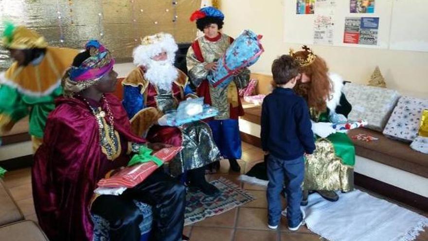 Calvià celebra el día de Reyes con cabalgata en Peguera y entrega de regalos en Son Caliu