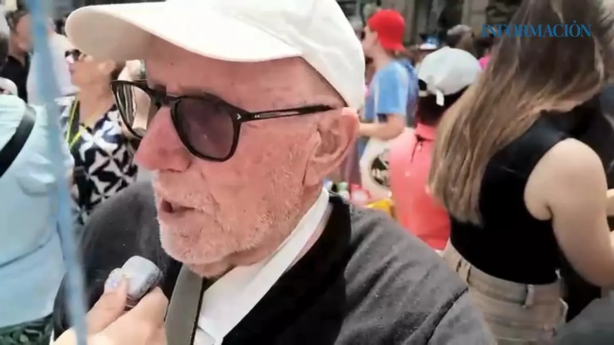 Esto es lo que opinan los alicantinos de la mascletà: “Le ha faltado fuerza al final”