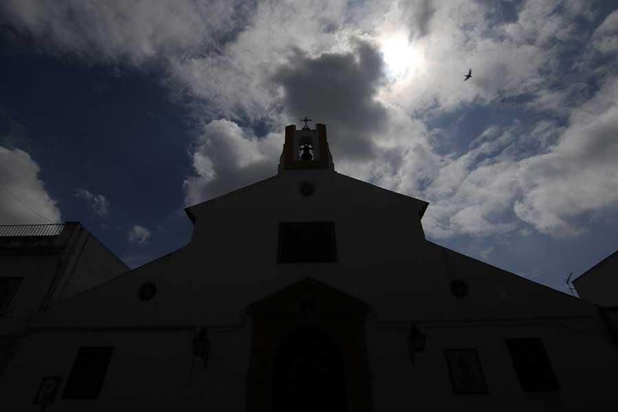 Martes Santo, abocados a quedarse en casa