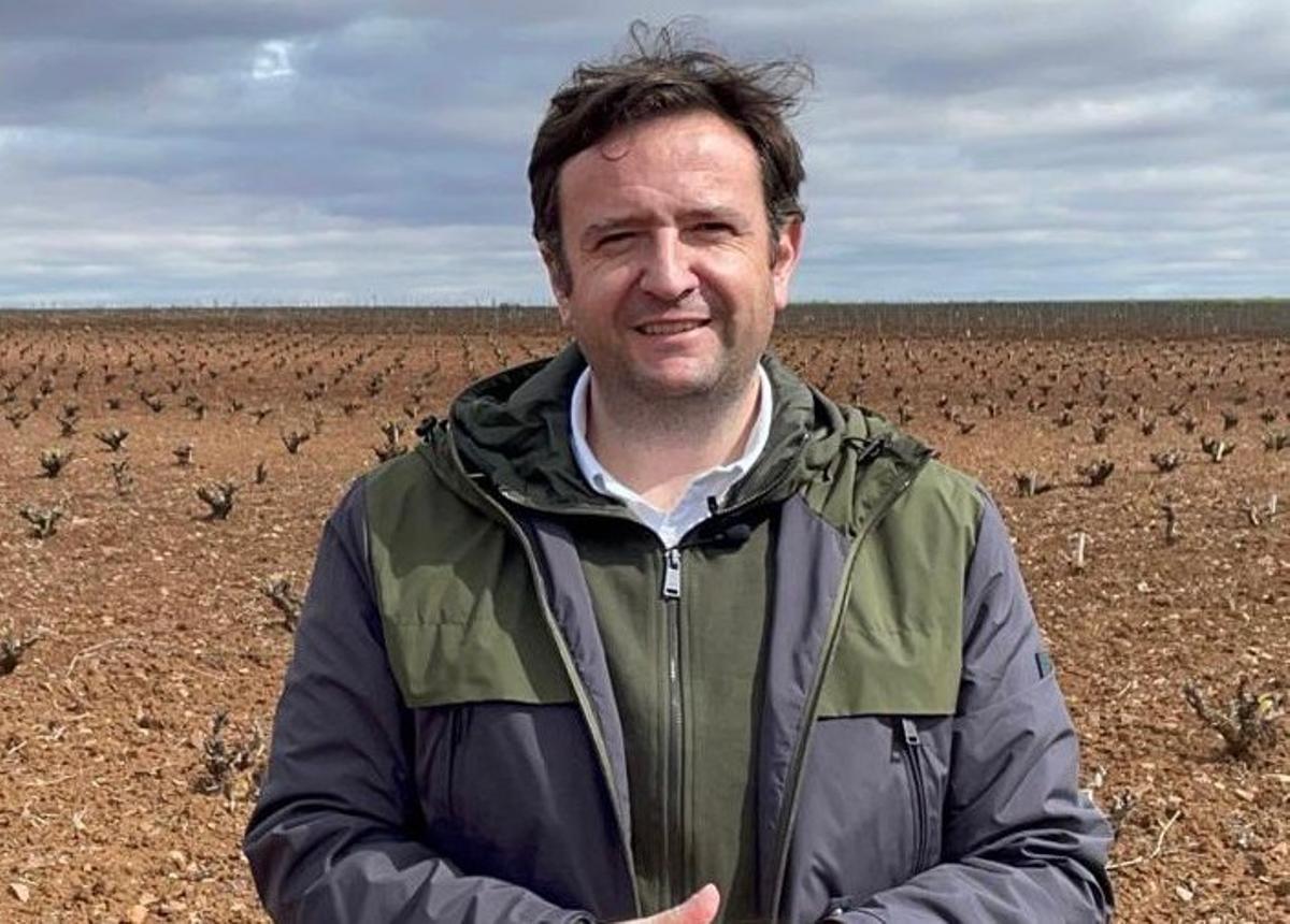 Juan Antonio Álvarez ha encabezado la candidatura que ha permitido a Extremadura entrar en la DO Cava. Afirma que determinados caldos son &quot;objetos de lujo&quot;.,