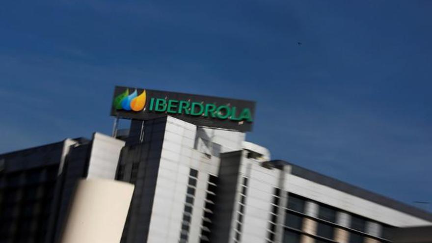 Iberdrola facilita el pago de los recibos de luz y gas a sus clientes