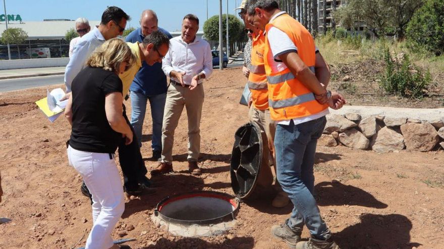 Monferrer y Canós, junto a técnicos y ediles, visitaron el tramo finalizado. | MEDITERRÁNEO