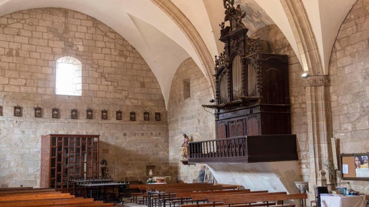 El órgano de Fermoselle en la ubicación anterior a la actual restauración