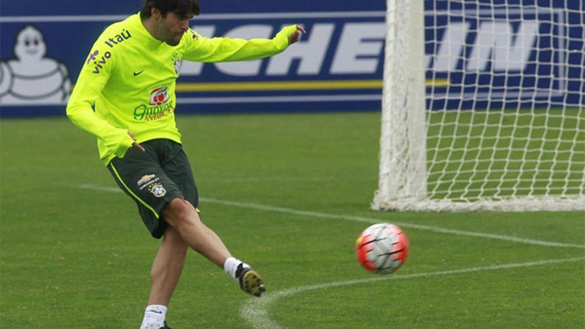 Kaká, en un entrenamiento de la selección de Brasil