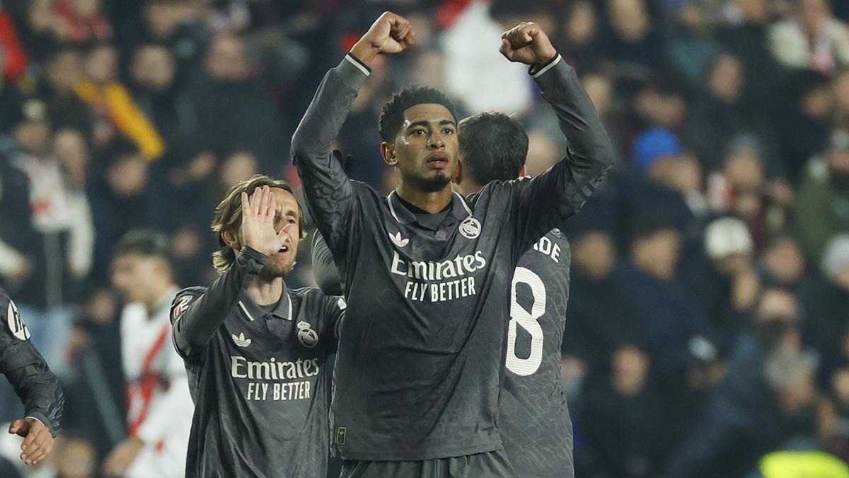 Jude Bellingham celebra su gol durante el encuentro Rayo Vallecano y Real Madrid