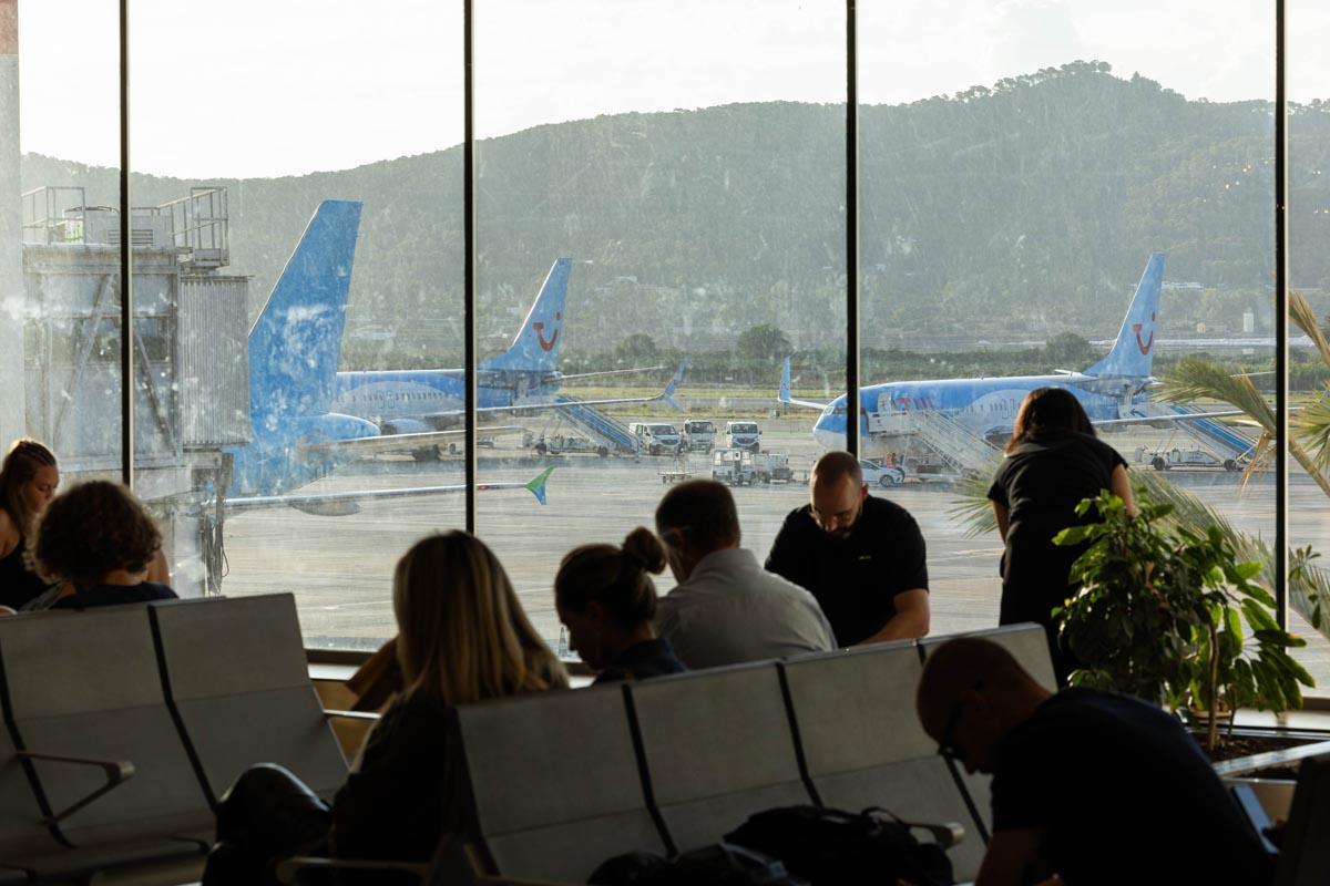 Así es un día en el aeropuerto de Ibiza Así es un día en el aeropuerto de Ibiza