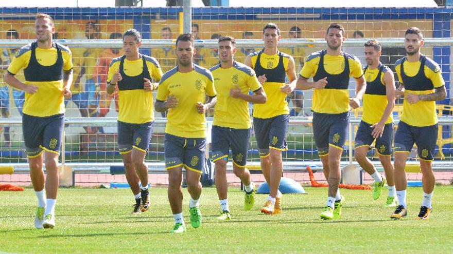 El plantel de la UD, durante una sesión en El Hornillo.