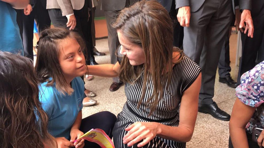 La Reina Letizia visita el colegio de San Matías