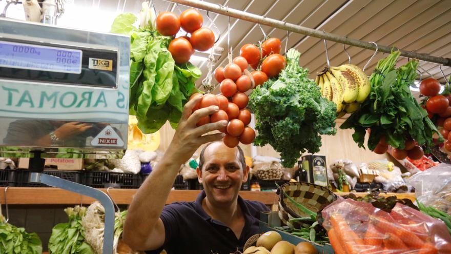 El tomate de ‘ramellet’, cinco euros más caro en una semana en Ibiza