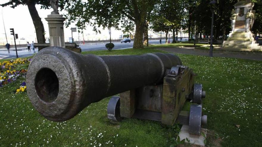 Los cuatro cañones del parque del Muelle, patrimonio cultural