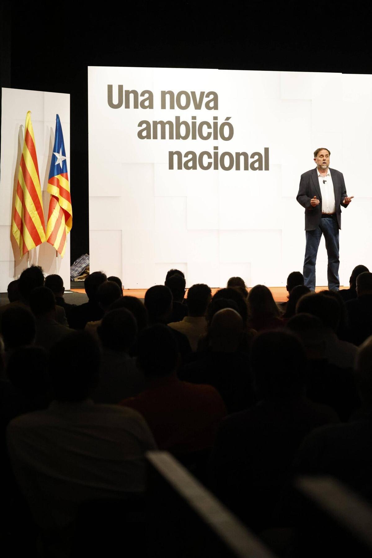 Les imatges de la conferencia d'Oriol Junqueras