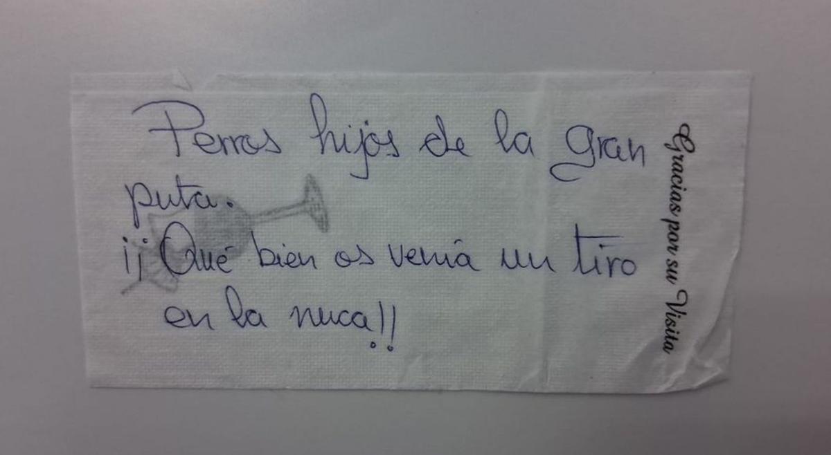 La nota manuscrita recibida en la sede del PSOE de Castrillón.