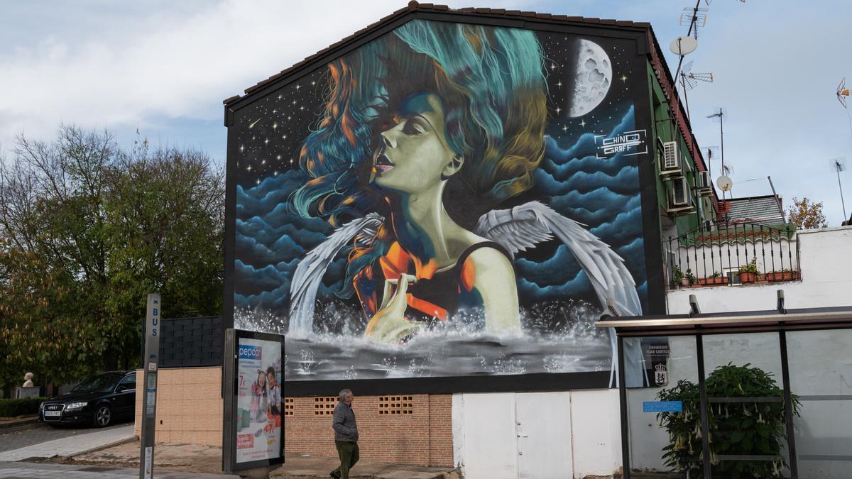 El mural que firma Alejandro Pajuelo 'Chino' en Cerro de Reyes.