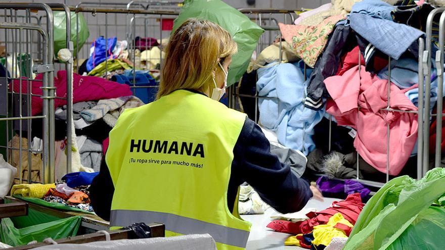 Els contenidors d’Humana recuperen més de 15 tones de tèxtil usat a Castelló