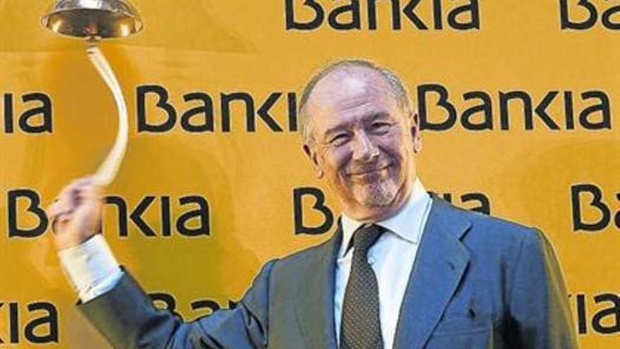 El juez impone 800 millones de fianza a Bankia y a exdirectivos, entre ellos Rato