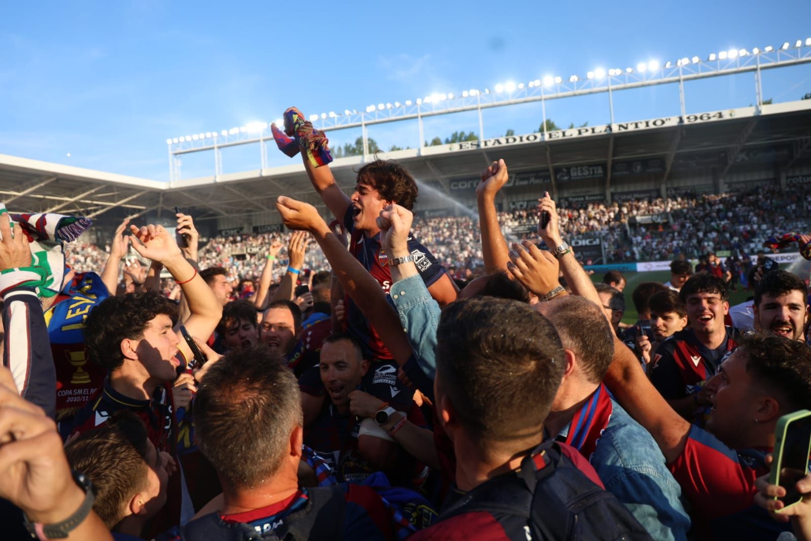 Así se ha vivido el ascenso del Levante en El Plantío