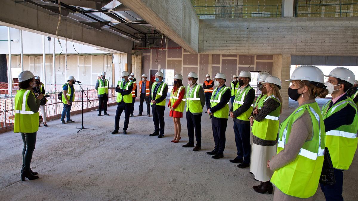 Visita institucional al Parque Científico de Alicante con motivo de su aniversario.