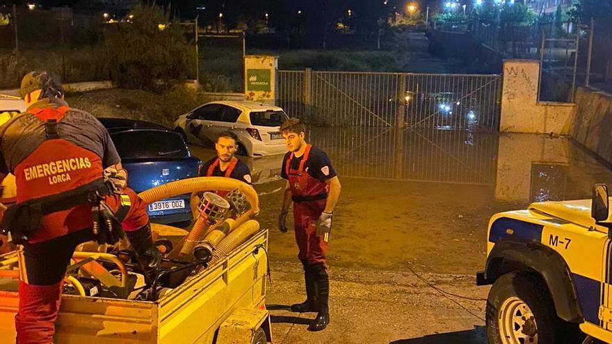 Emergencias atiende cerca de 45 incidencias por las fuertes lluvias en las últimas horas