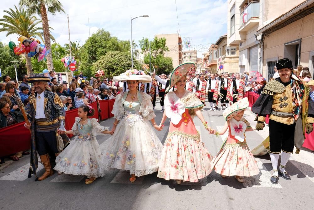 Se trata de una de las manifestaciones festivas más antiguas de la provincia, que se remonta a 1694 y que se cerró anoche con la procesión de San Bonifacio