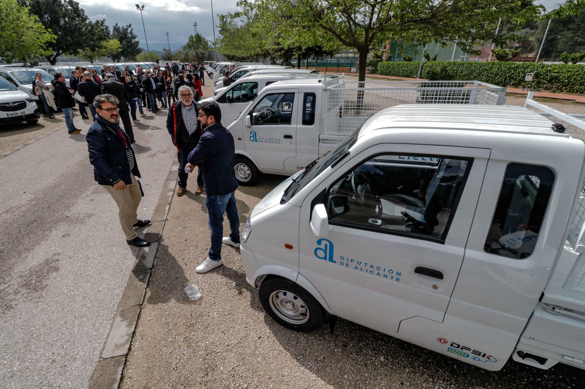 Una treintena de municipios de la provincia se suben al coche eléctrico