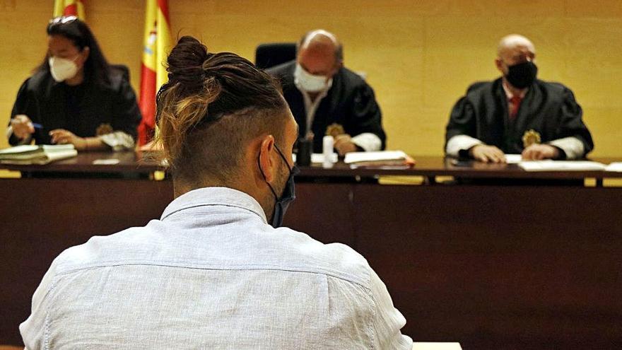 L&#039;acusat durant el judici a l&#039;Audiència de Girona.