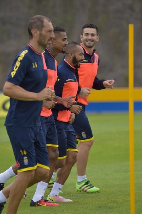 Entrenamiento de la UD Las Palmas, con el nuevo ...