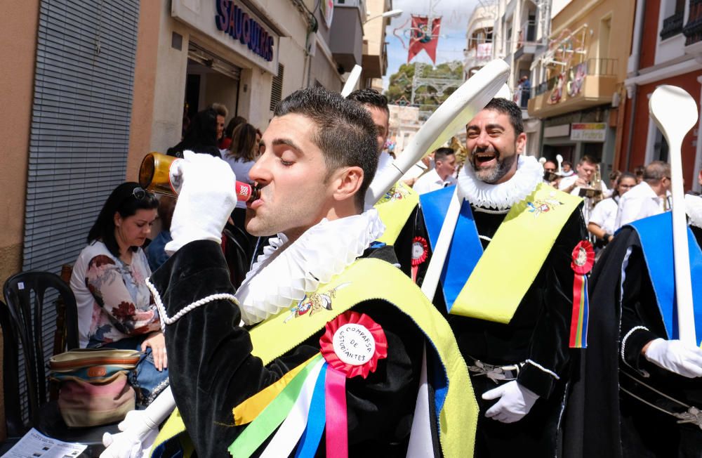 Se trata de una de las manifestaciones festivas más antiguas de la provincia, que se remonta a 1694 y que se cerró anoche con la procesión de San Bonifacio