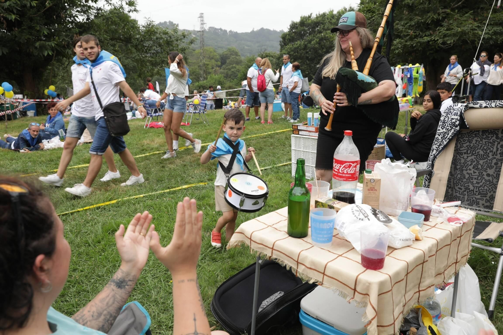 En imágenes: Miles de romeros celebran el Carmín en la Pola