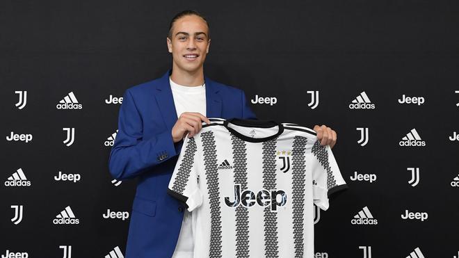 Kenan Yildiz (Juventus) - Mediocentro ofensivo, 17 años