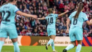 Aitana Bonmatí celebrando un gol contra el Athletic de Bilbao en San Mamés