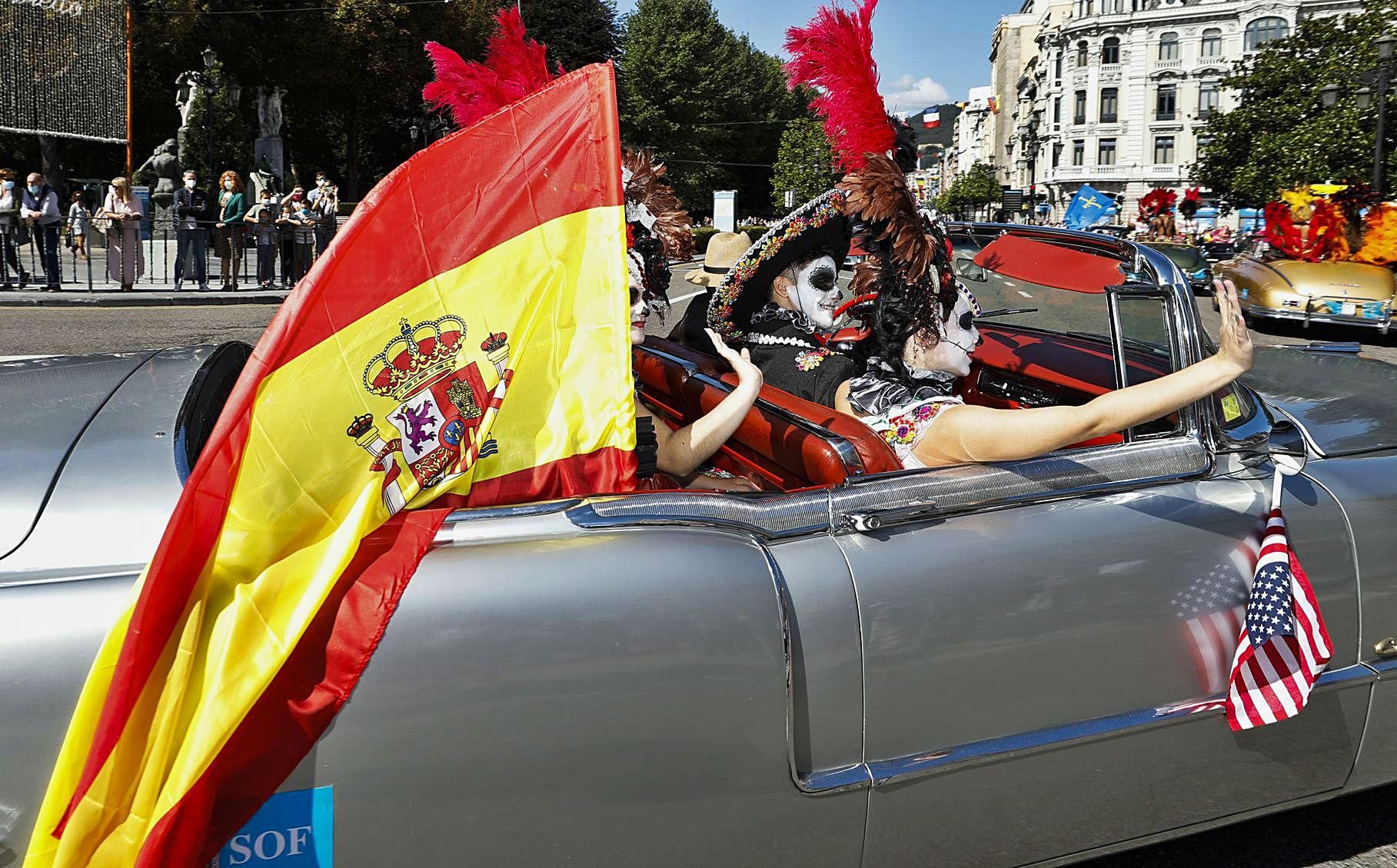 Desfile de haigas, a su paso por la Escandalera.