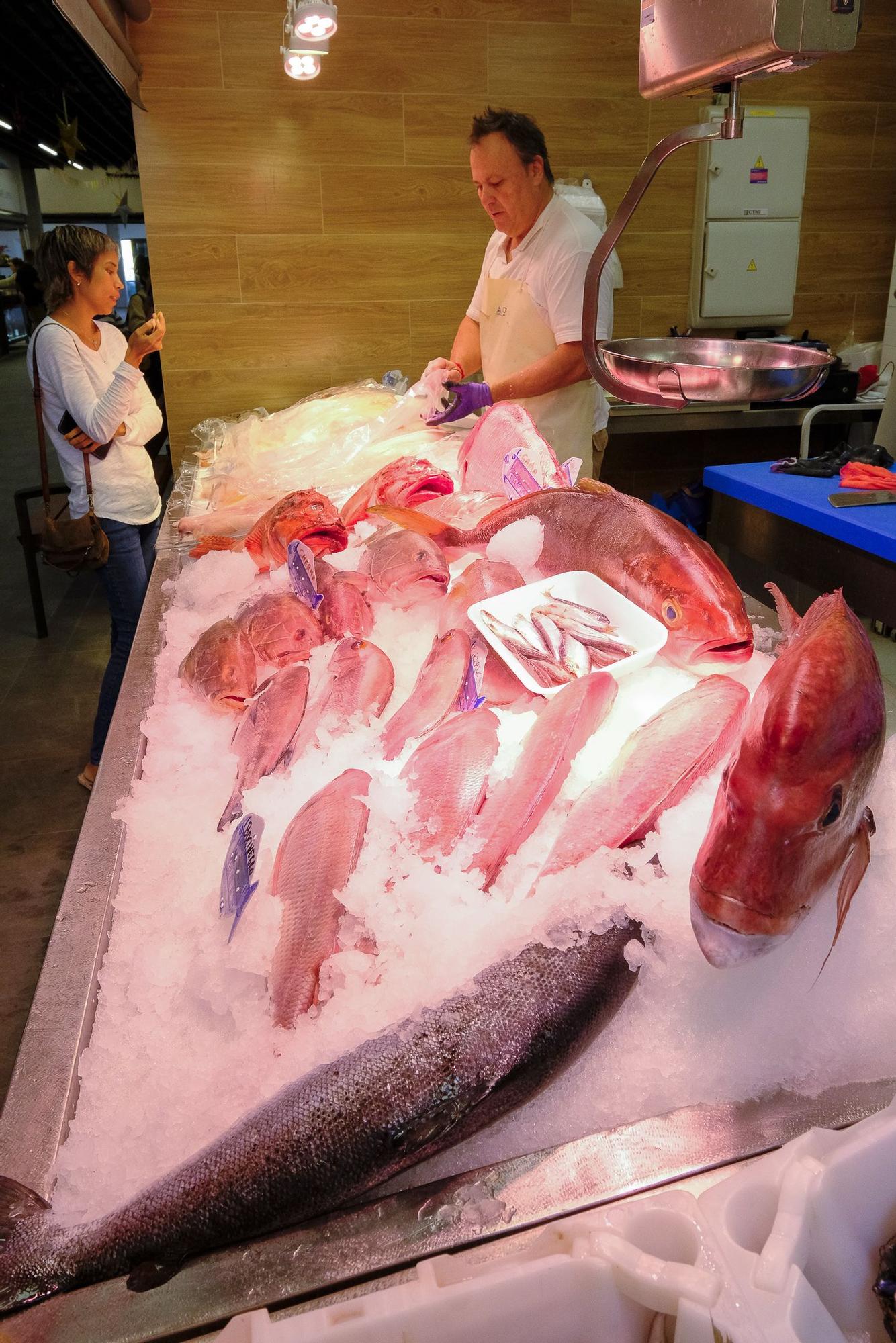 Compras en los mercados de Gáldar y Guía para la cena de Nochebuena